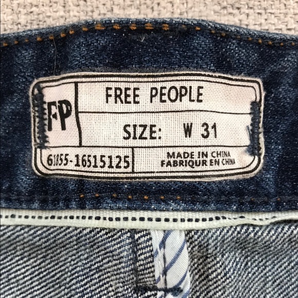 NWOT Free People Denim Cutoff Distressed Shorts - Picture 4 of 5